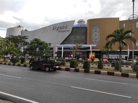 colins mega mall|Megamall .